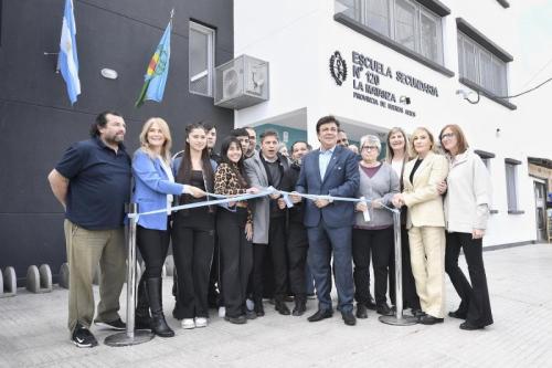 Espinoza y Kicillof inauguraron escuelas en La Matanza y apuntaron contra el ajuste de Milei